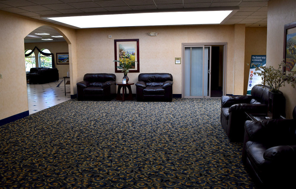 Quality Inn & Suites Coldwater Near I-69 Zewnętrze zdjęcie